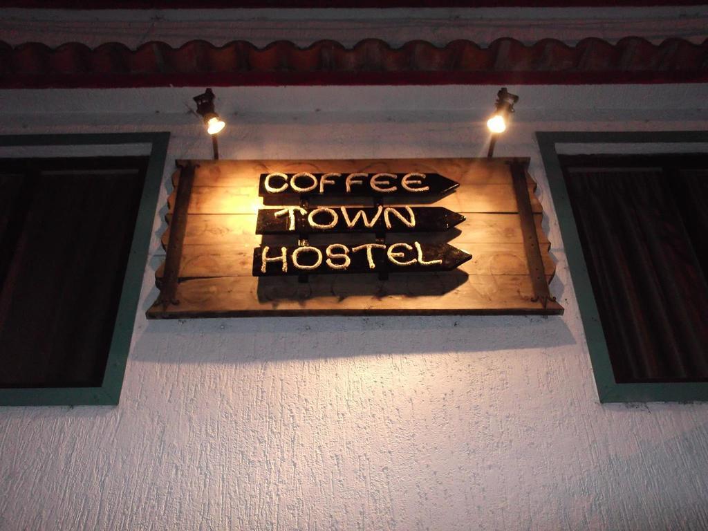 Coffee Town Hostel Santa Rosa De Cabal Extérieur photo